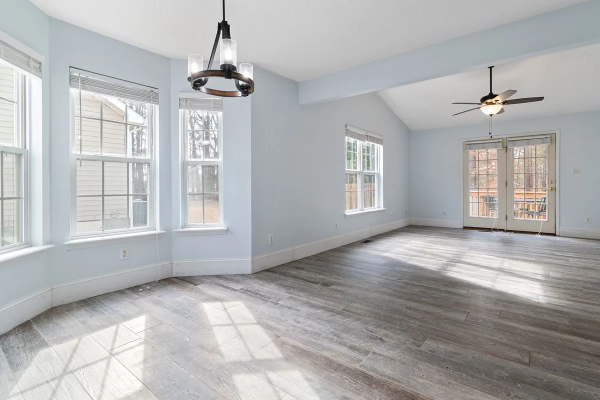Clean, safe room after biohazard cleanup in Kew Gardens Hills, New York, NY